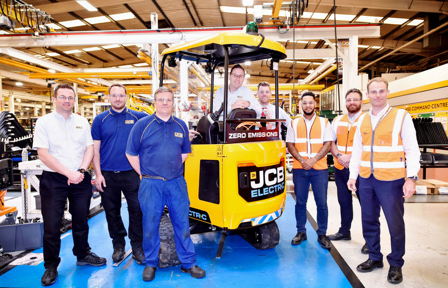 JCB純電動(dòng)微挖來(lái)了！首批50臺(tái)19電動(dòng)微挖發(fā)運(yùn)！